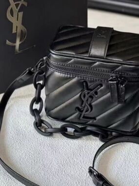 Yves Saint Laurent Beauty Black Quilted Leather Prestige Vanity Bag